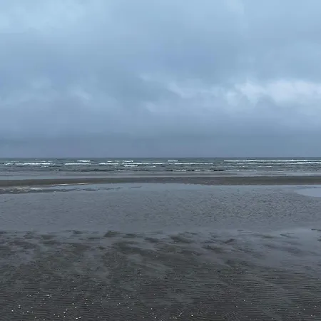 6 Person In Strandby-by Traum Strandby