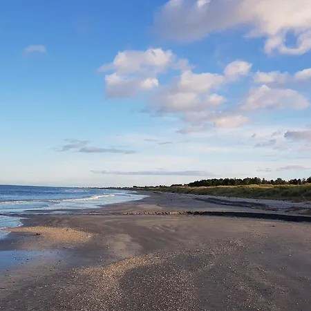 6 Person In Strandby-by Traum Strandby